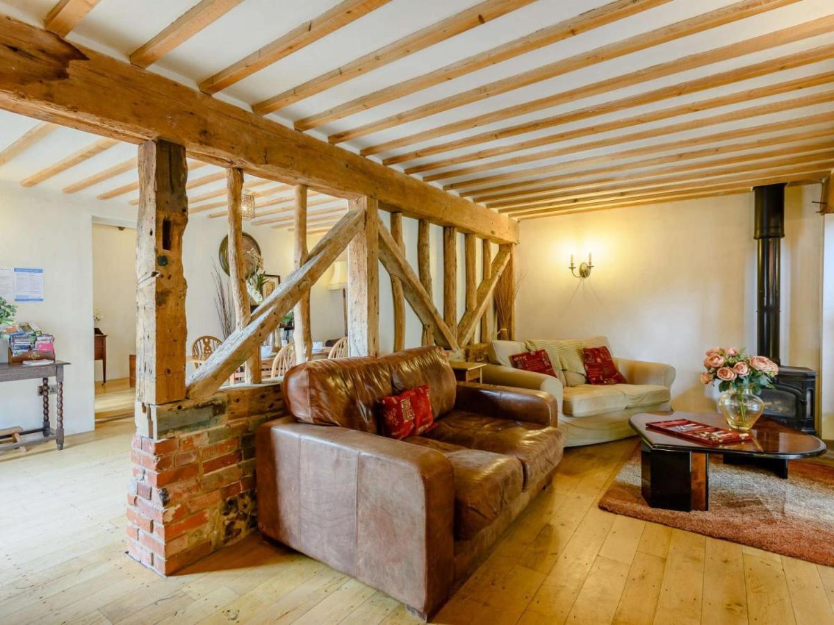16Th Century Cartlodge With Private Hot Tub Diss Exterior photo